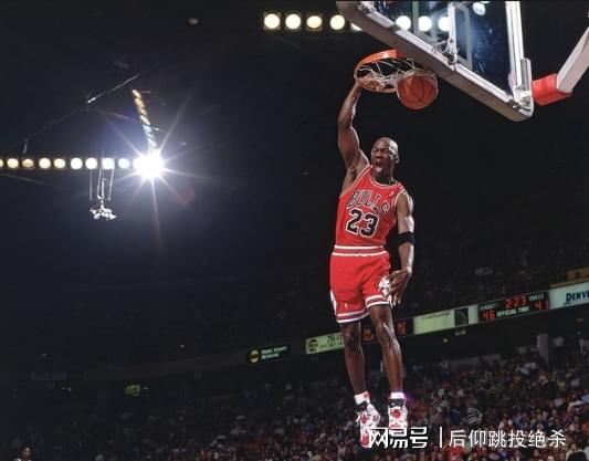 Góc Nhìn EA88: Trung bình 35 điểm vẫn không có MVP: Chamberla